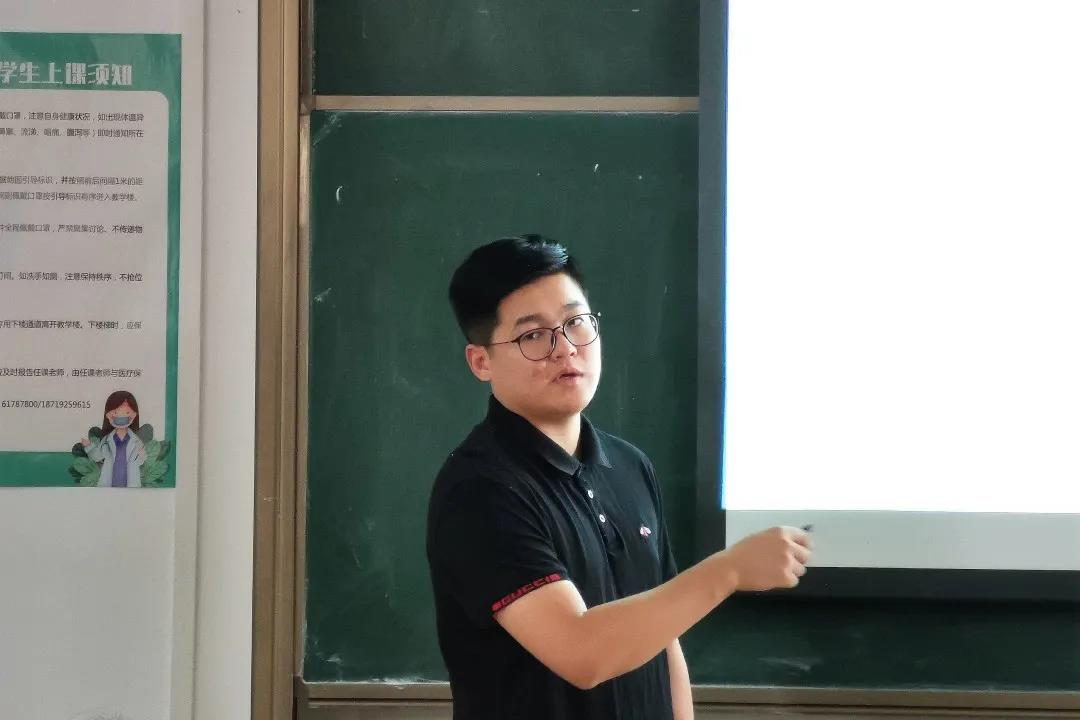 fe4f5fa4a7924b728ae5ee60875f9d82.jpg fe4f5fa4a7924b728ae5ee60875f9d82.jpg