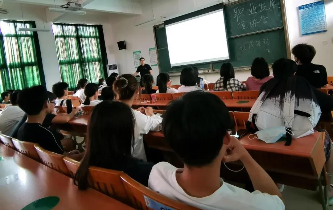 501f5caeaef24caea46873718dcca324.jpg 501f5caeaef24caea46873718dcca324.jpg